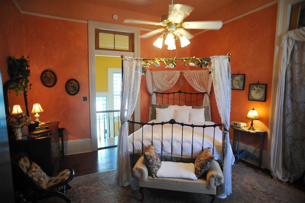 Hh Whitney House - A Bed & Breakfast On The Historic Esplanade 뉴올리언스 외부 사진