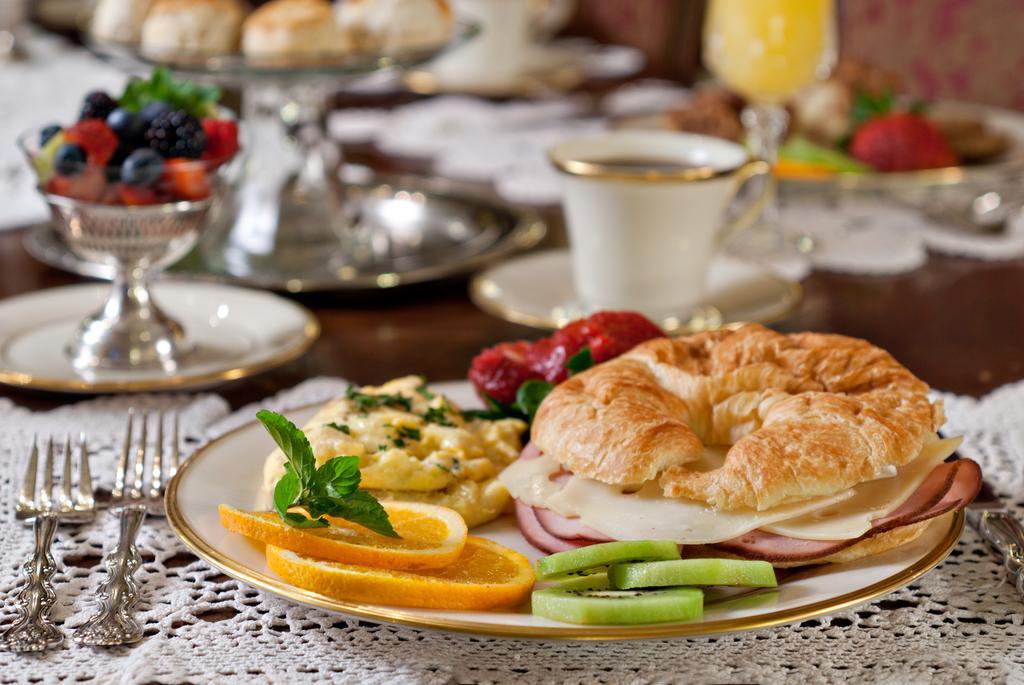 Hh Whitney House - A Bed & Breakfast On The Historic Esplanade 뉴올리언스 외부 사진